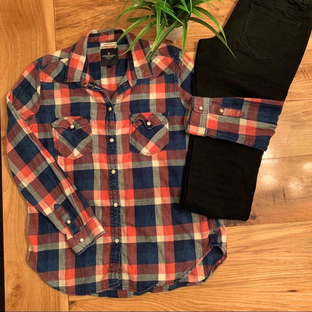 American Eagle boyfriend plaid flannel